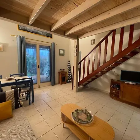 Sejour Familial A La Bergerie, Parking, Apartment Hyères